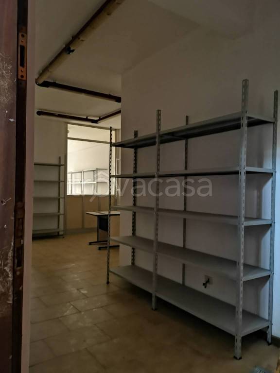 negozio in vendita a Monreale