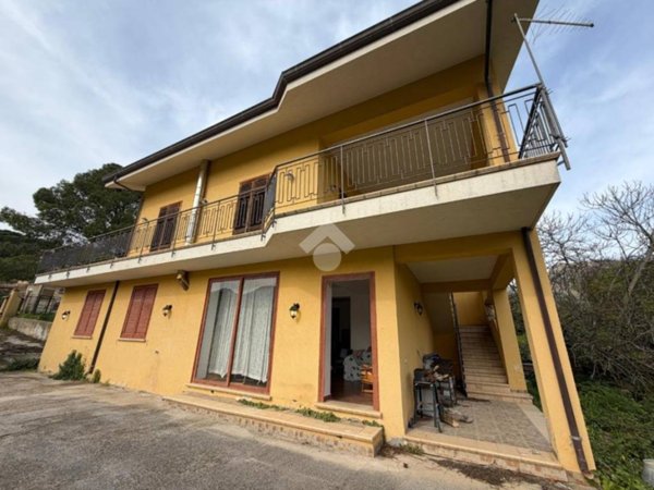casa indipendente in vendita a Monreale