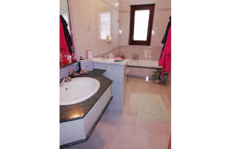 appartamento in vendita a Monreale in zona Pioppo