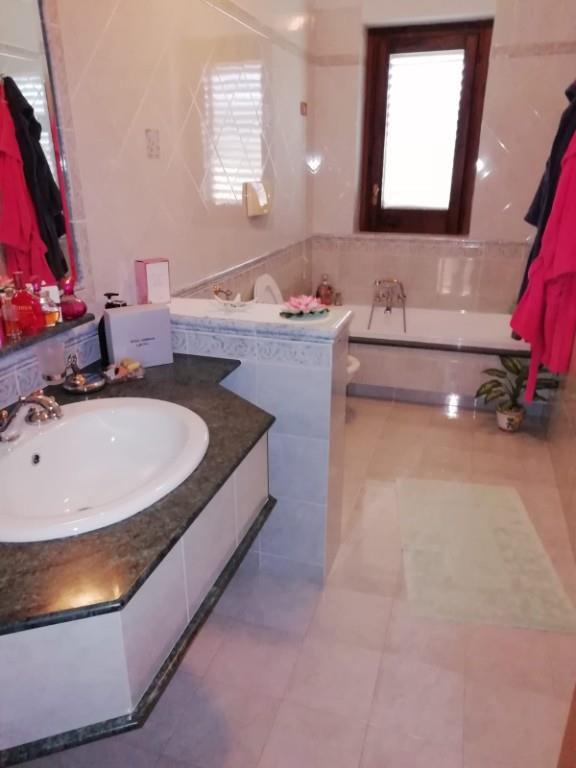 appartamento in vendita a Monreale in zona Pioppo