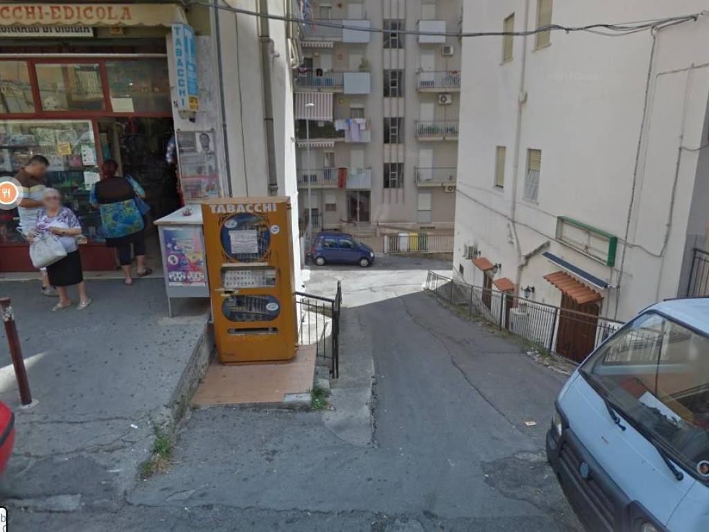 locale commerciale in vendita a Monreale