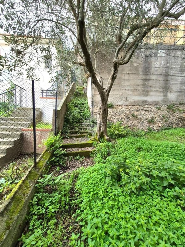 appartamento in vendita a Monreale in zona San Martino delle Scale