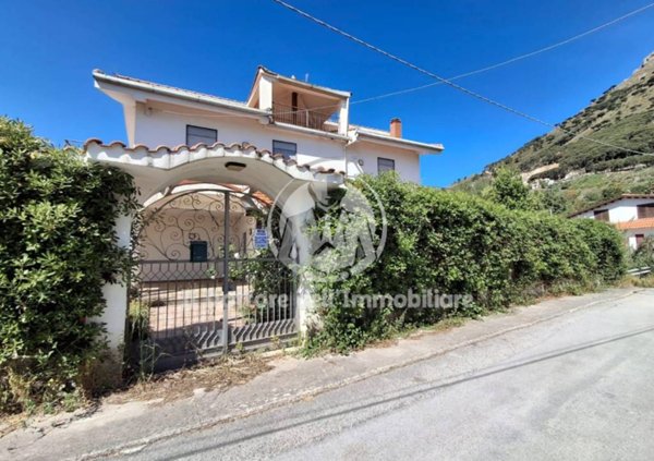 casa indipendente in vendita a Monreale