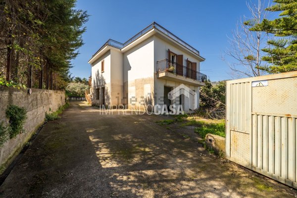 casa indipendente in vendita a Monreale