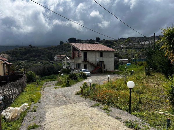 casa indipendente in vendita a Monreale