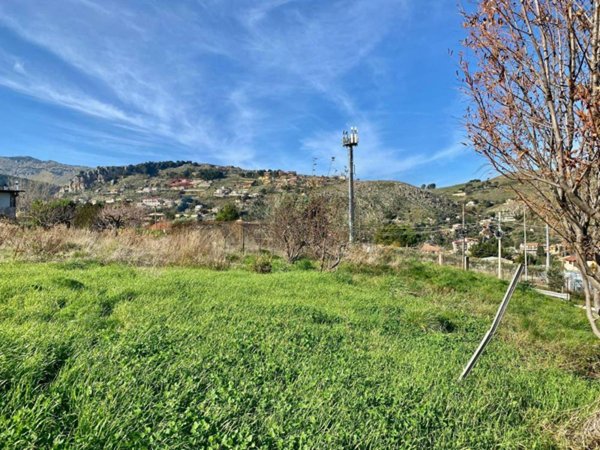 casa indipendente in vendita a Monreale in zona Pioppo