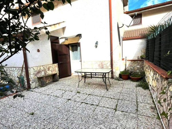 casa indipendente in vendita a Monreale