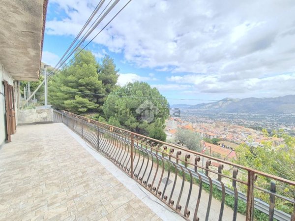 casa indipendente in vendita a Monreale
