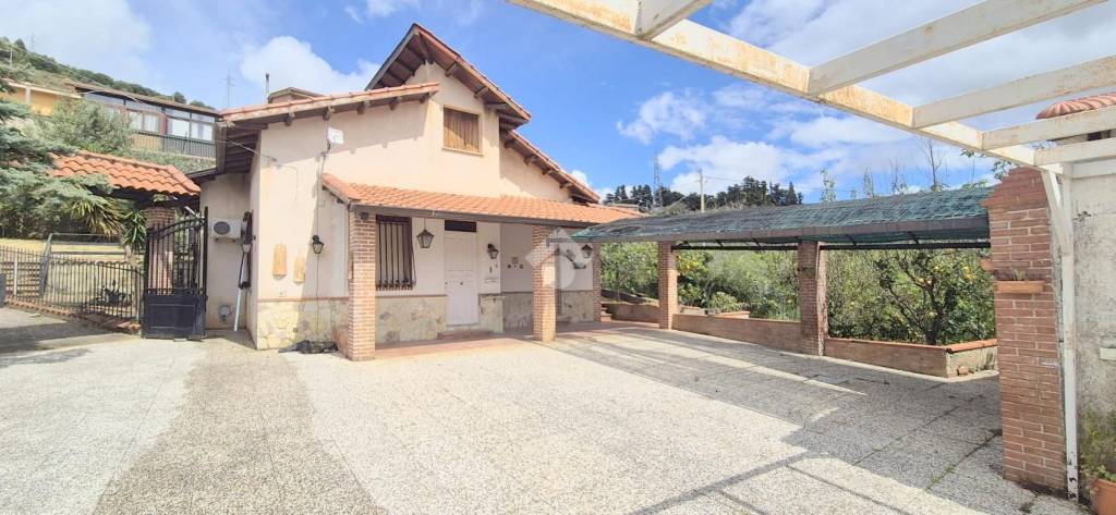 casa indipendente in vendita a Monreale