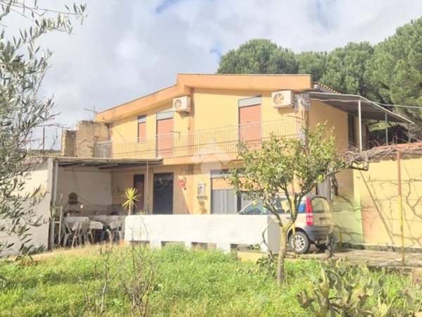 casa indipendente in vendita a Monreale in zona Pioppo