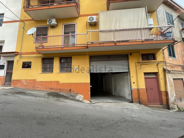 appartamento in vendita a Monreale in zona San Martino delle Scale