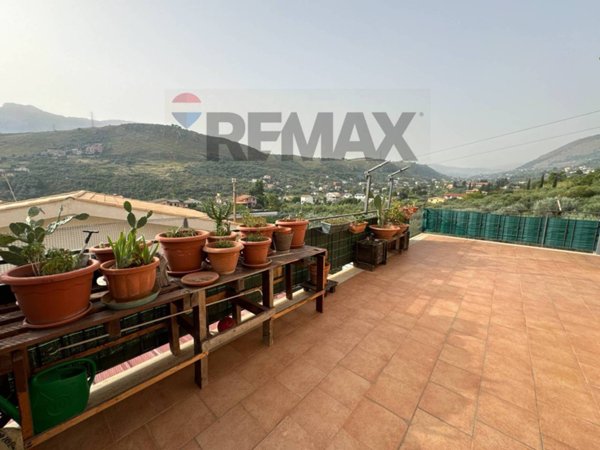 casa indipendente in vendita a Monreale in zona Aquino
