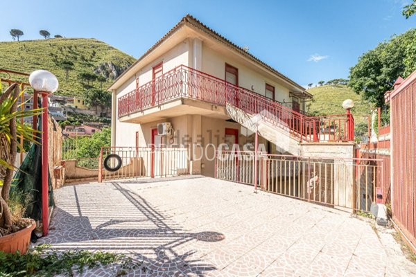 appartamento in vendita a Monreale in zona Piano dei Geli