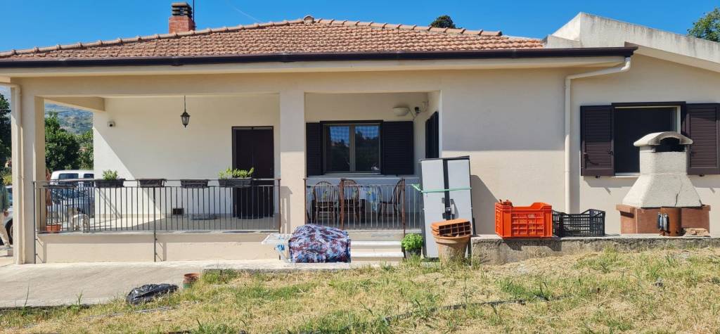 casa indipendente in vendita a Monreale in zona Giacalone