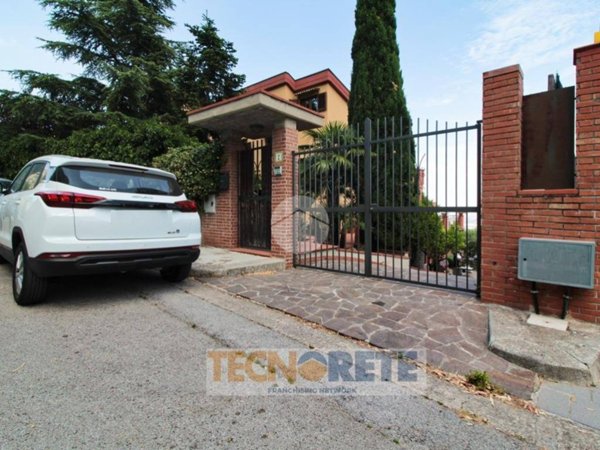 casa indipendente in vendita a Monreale in zona Cannizzaro