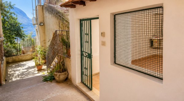 appartamento in vendita a Monreale in zona San Martino delle Scale