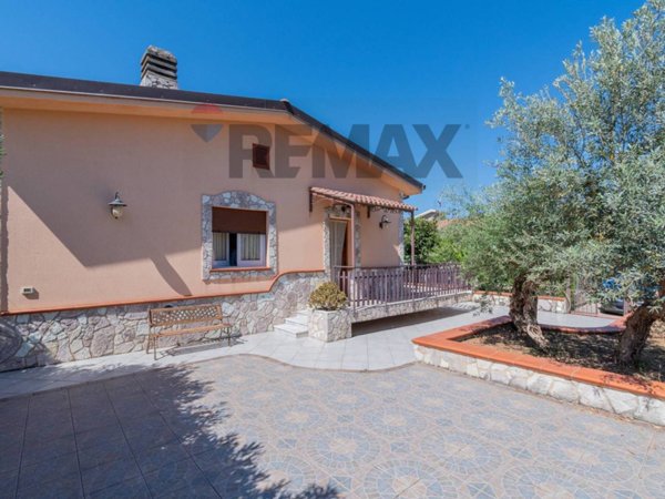 casa indipendente in vendita a Monreale in zona Giacalone