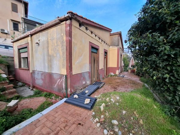 casa indipendente in vendita a Monreale in zona Santa Rosalia