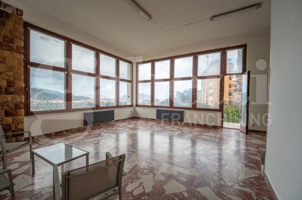 appartamento in vendita a Monreale in zona Villa Ciambra