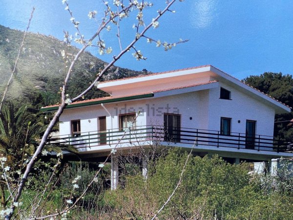 casa indipendente in vendita a Monreale in zona Giacalone
