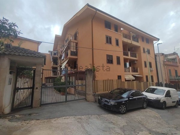 appartamento in vendita a Monreale in zona Villa Ciambra