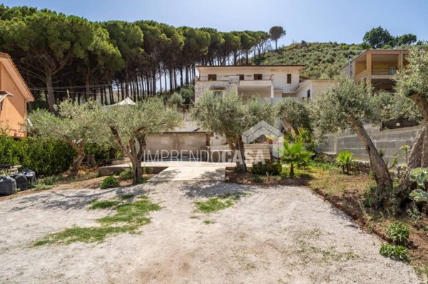 appartamento in vendita a Monreale in zona San Martino delle Scale