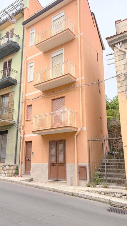 appartamento in vendita a Monreale in zona Pioppo