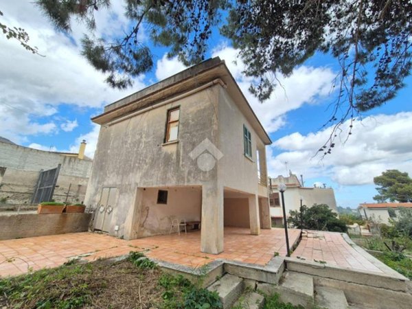 casa indipendente in vendita a Monreale in zona Cannizzaro