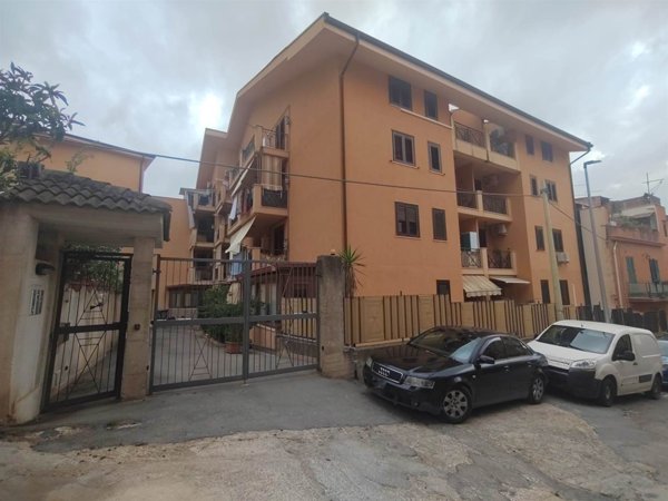 appartamento in vendita a Monreale in zona Villa Ciambra