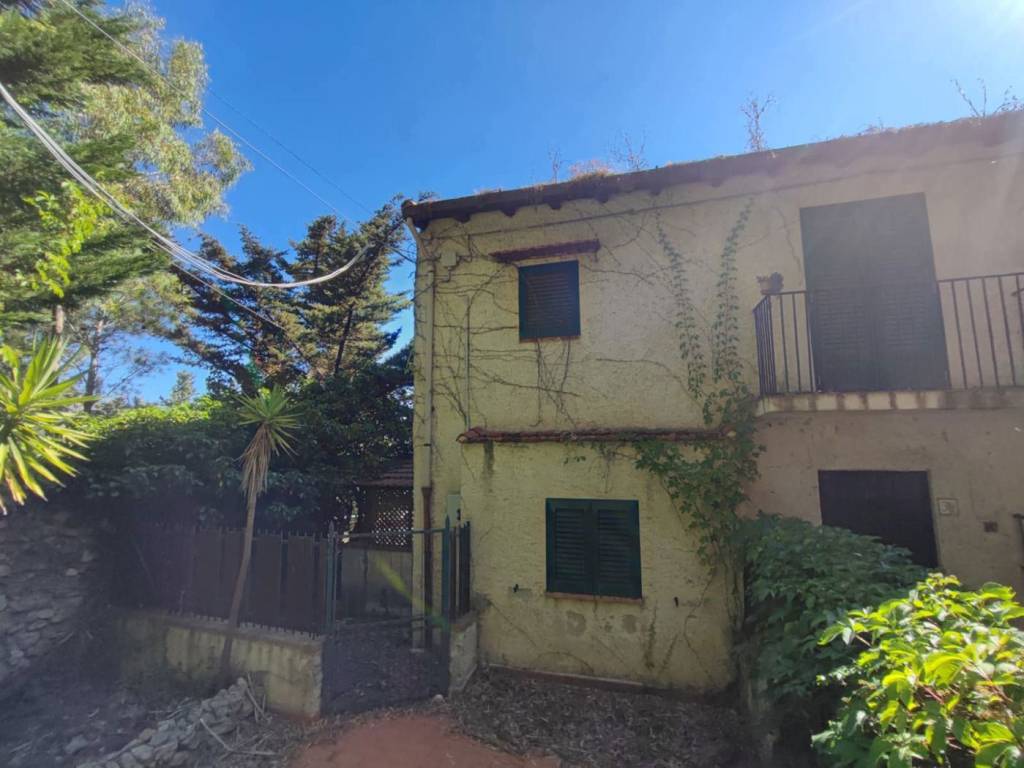 appartamento in vendita a Monreale in zona Giacalone