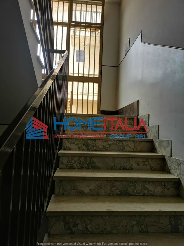 locale commerciale in vendita a Monreale