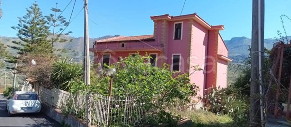 casa indipendente in vendita a Monreale in zona Fontana Lupo/Ponte Parco