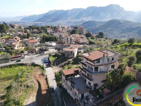 appartamento in vendita a Monreale in zona Santa Rosalia