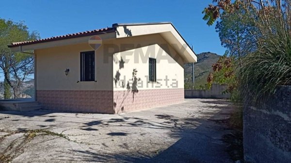 casa indipendente in vendita a Monreale