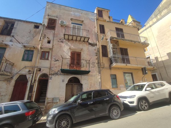quadrivano in vendita a Montelepre