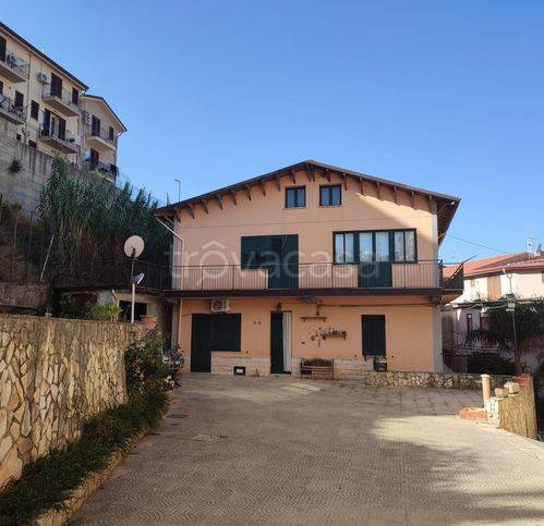 appartamento in vendita a Montelepre