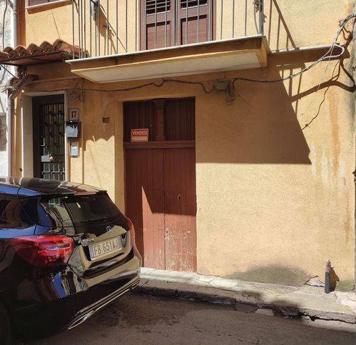 casa indipendente in vendita a Montelepre
