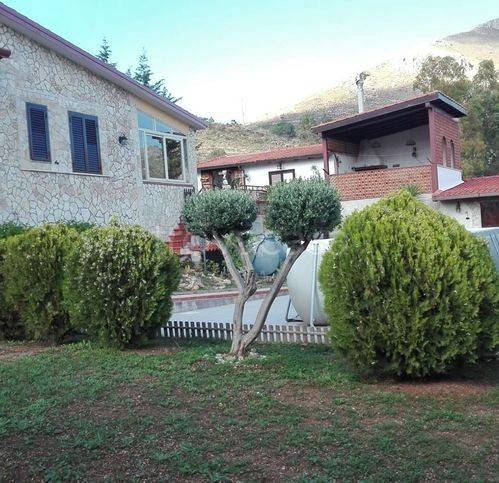 casa indipendente in vendita a Montelepre