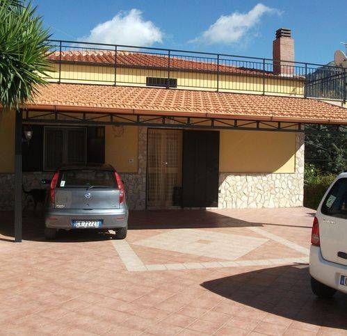 casa indipendente in vendita a Montelepre