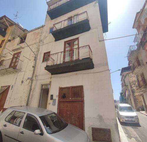 casa indipendente in vendita a Montelepre