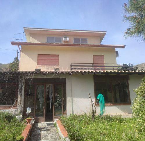 casa indipendente in vendita a Montelepre