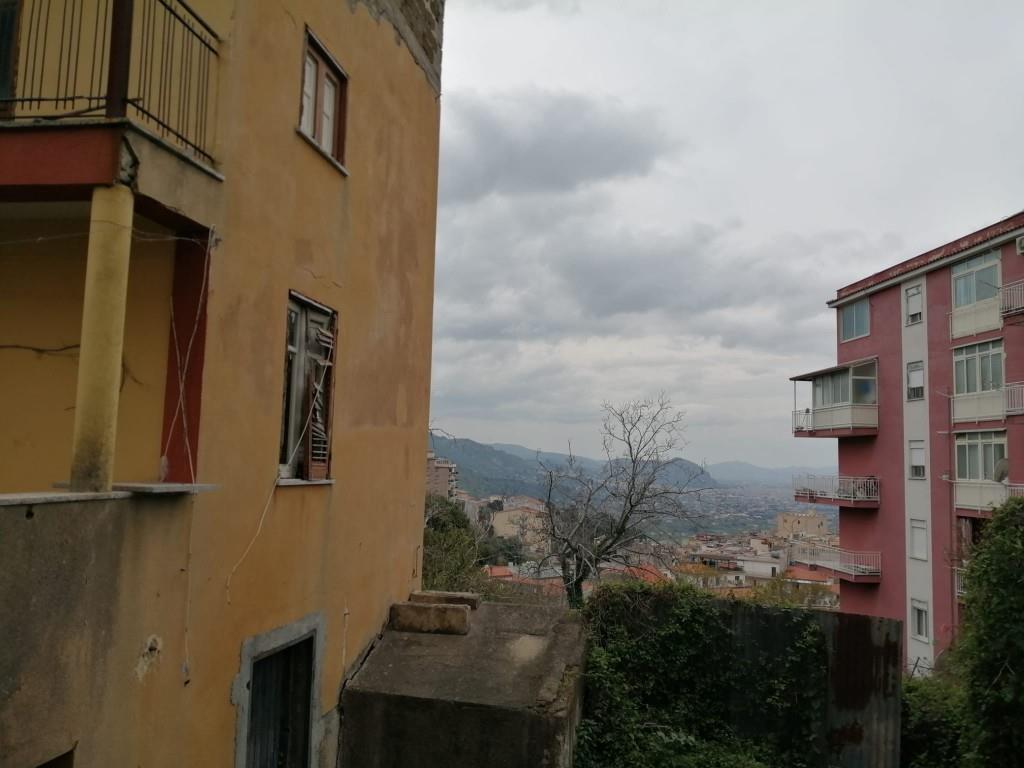 casa indipendente in vendita a Montelepre