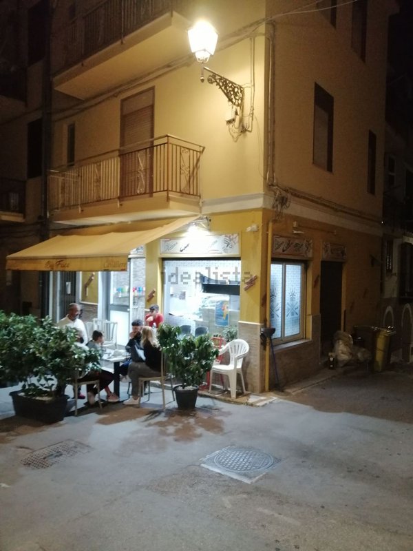 locale commerciale in vendita a Montelepre