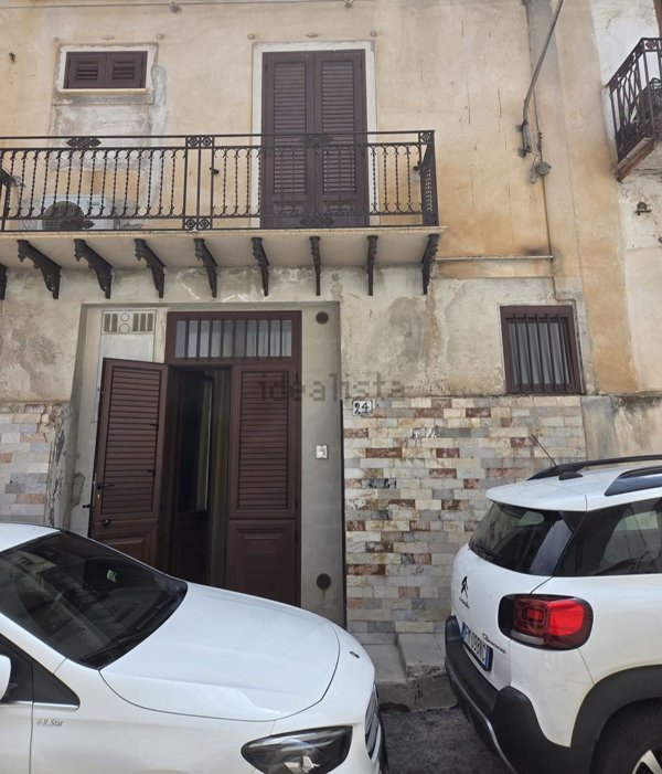 quadrivano in vendita a Montelepre