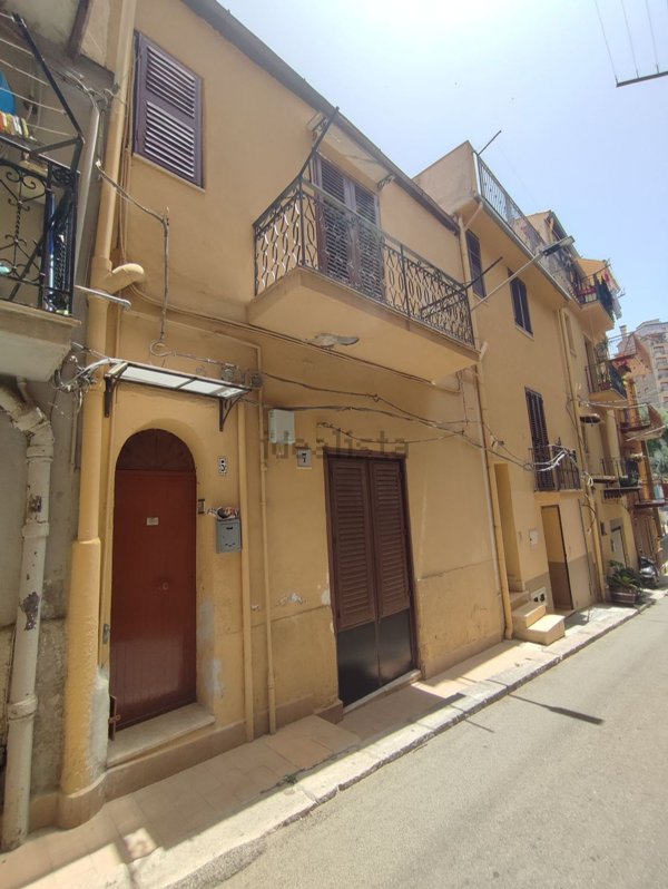 appartamento in vendita a Montelepre