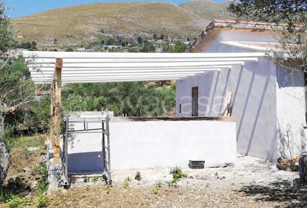 casa indipendente in vendita a Montelepre