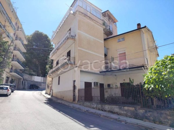 appartamento in vendita a Montelepre