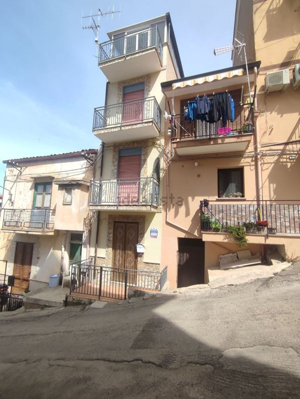 casa indipendente in vendita a Montelepre