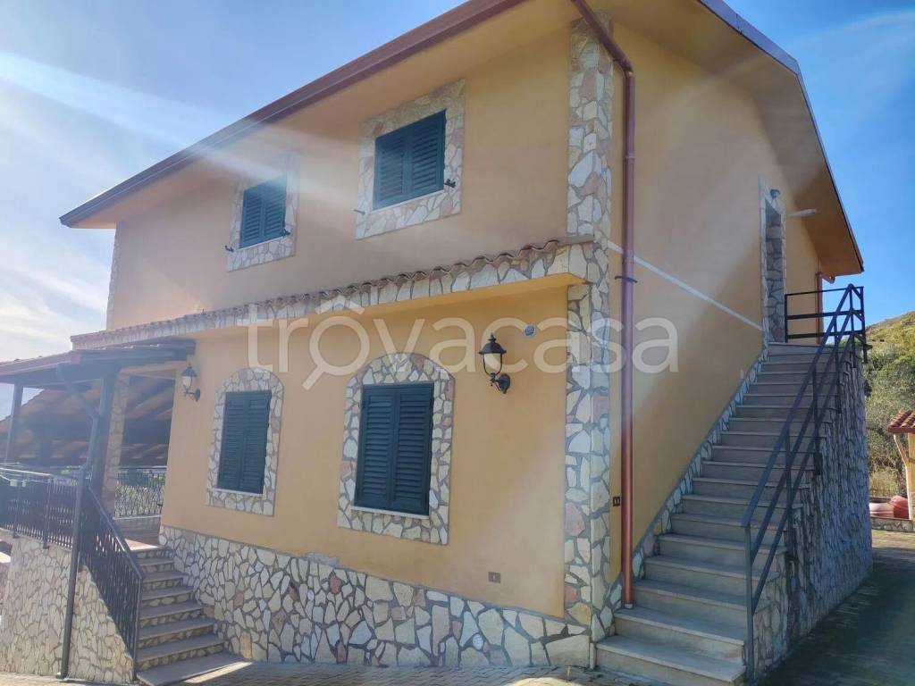casa indipendente in vendita a Montelepre