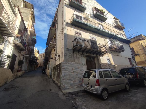 casa indipendente in vendita a Montelepre